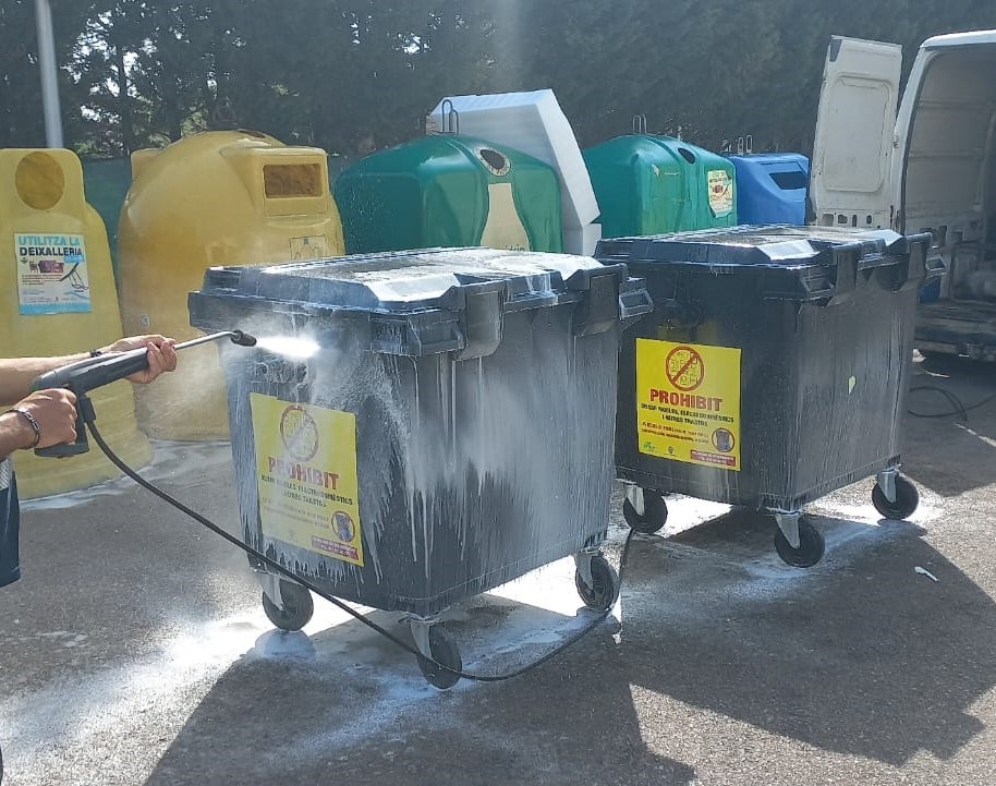 Actuació als contenidors de Gotmar i de Can Simonet